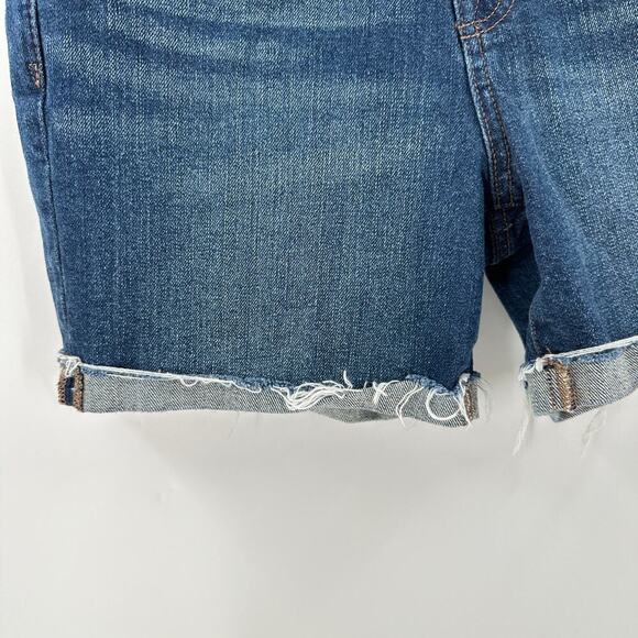 GAP Denim Medium Wash Cotton Zip Fly Folded Frayed Hem Denim Shorts Size 28 - Picture 5 of 12